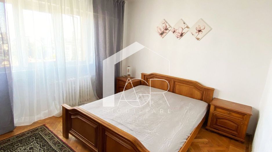 Apartament 2 camere, decomandat, Ultracentral - Poză 2