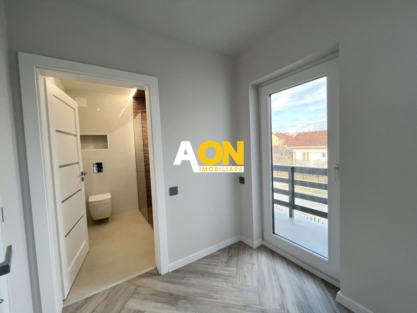 Casa moderna cu finisaje de calitate, 4 camere, 3 bai, 132 MP utili - Poză 30