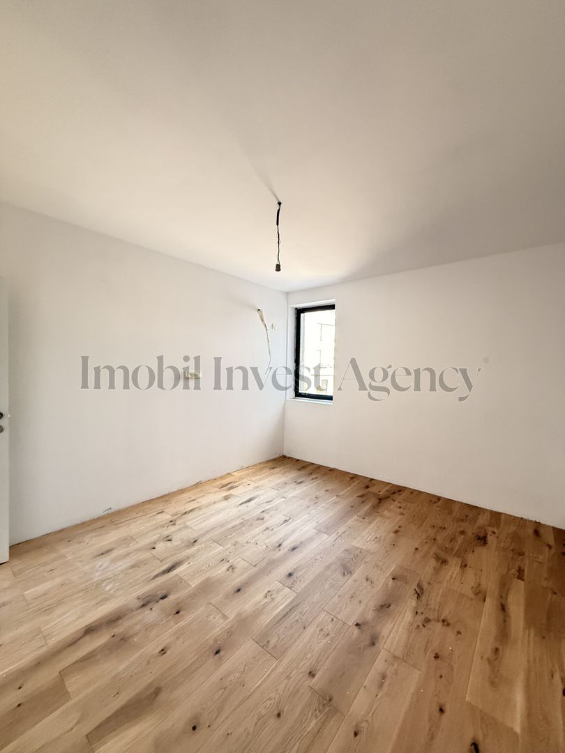 Apartament 3 camere de vanzare Pipera in bloc cu vedere la lac - Poză 5