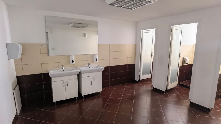 Spatii birouri/servicii - Poză 18