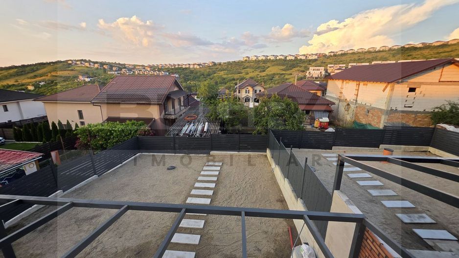 Casa cuplata semifinisata, 5 camere, 240mp, zona Dezmir - Poză 7