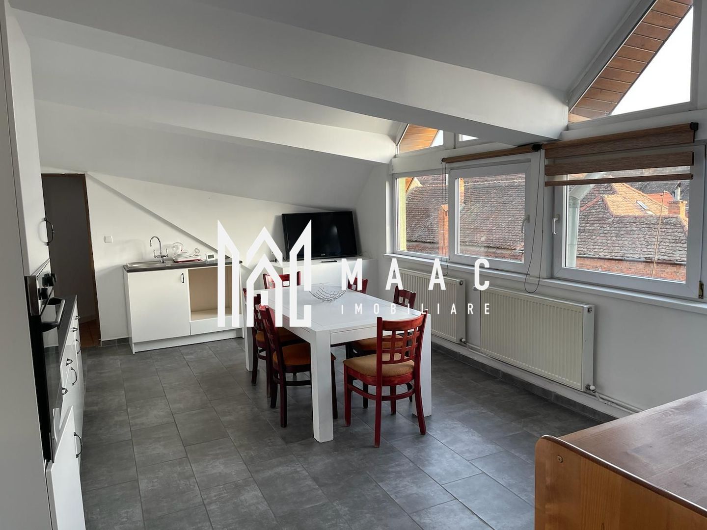 Casa individuala | P+2+M | 330 MP | Zona Centrala - Poză 3