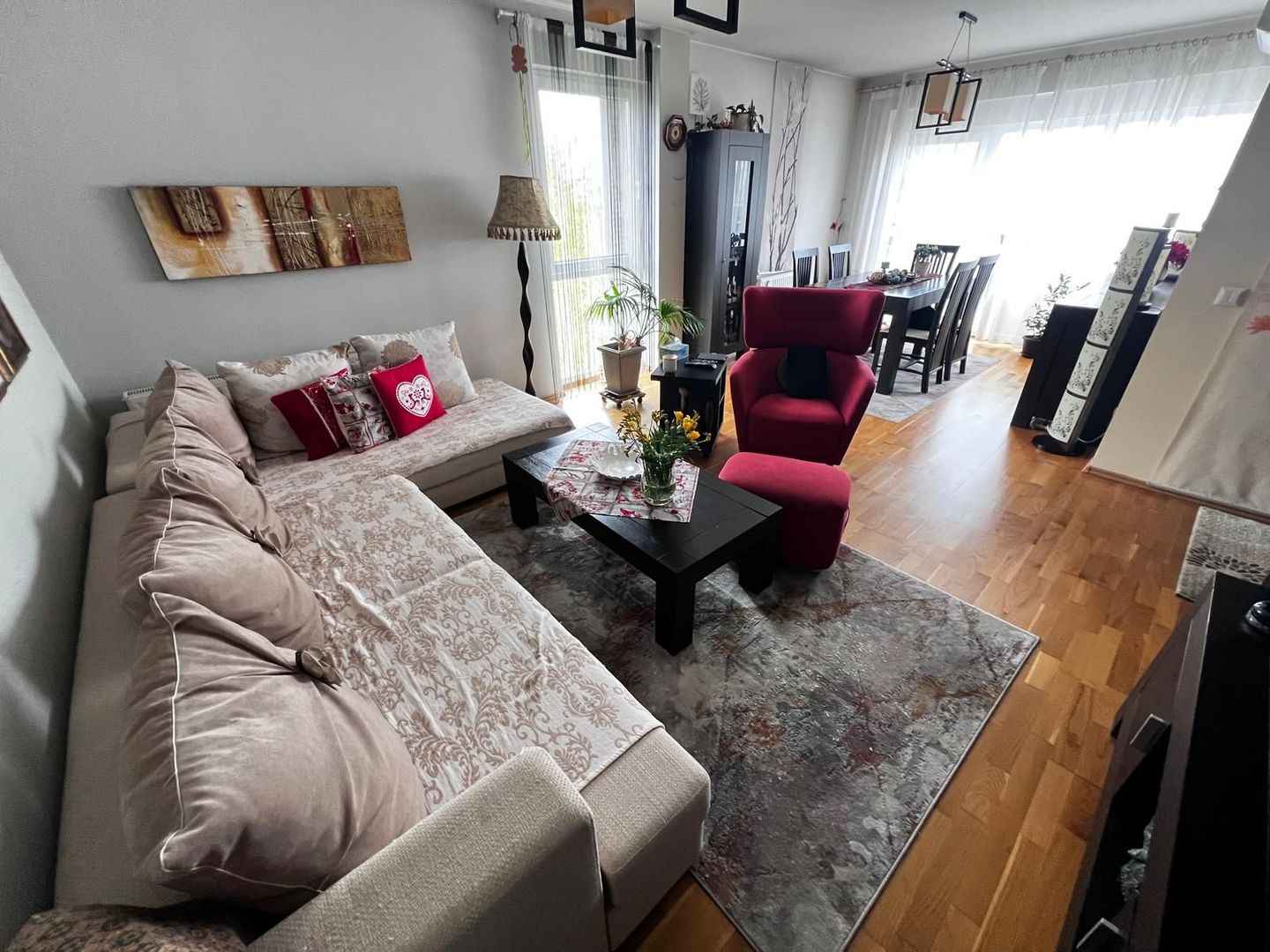 Apartament 3 camere  - Rezidenz - Cartierul German - Poză 1