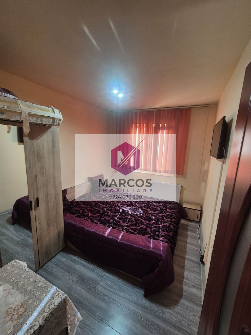 Vand apartament 3 camere Micro 3 - Poză 3