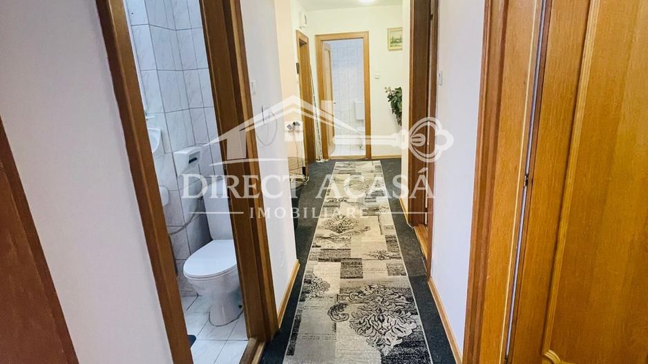 Apartament cu 3 camere de inchiriat-Central - Poză 8