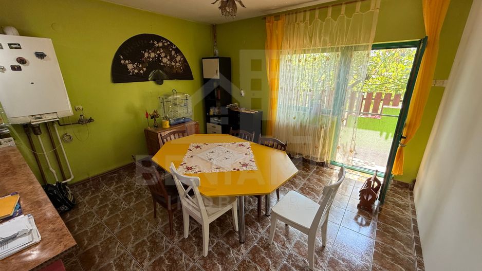 Casa Spatioasa D+P+1+M – 615mp - Teren 1000mp - Rovine - Poză 11
