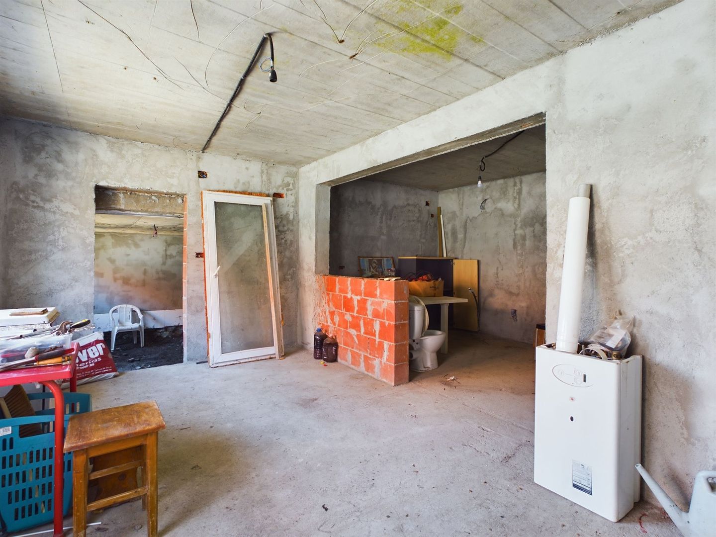 CASĂ ÎN HORIA - Poză 3