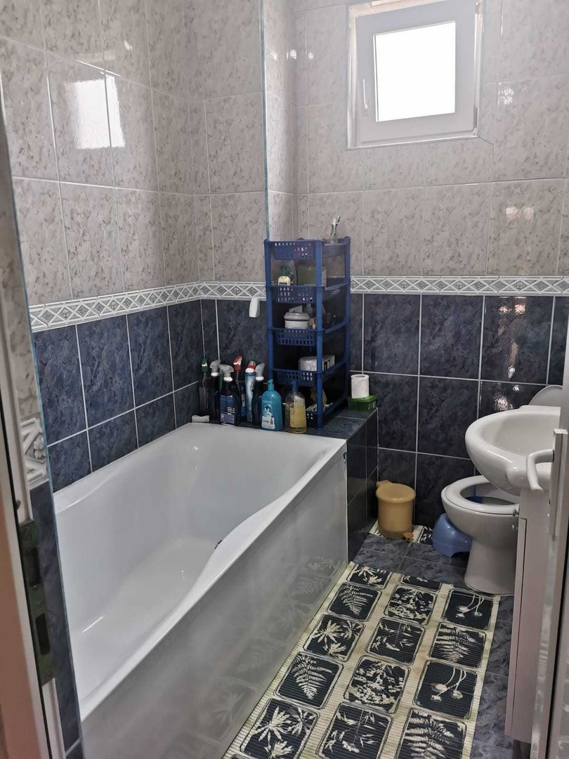 Apartament la parter zona semicentrala - Poză 8