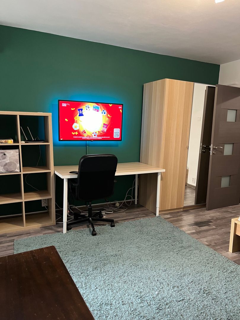 Garsonieră Costin Georgian, Metrou, Parcare - Poză 3