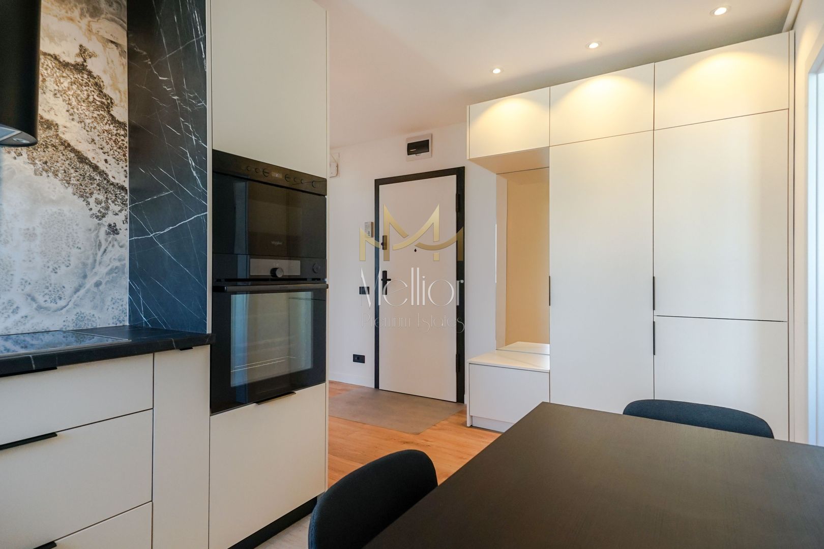 Apartament 2 dormitoare, parcare, Central, Cinema Florin Piersic - Poză 3