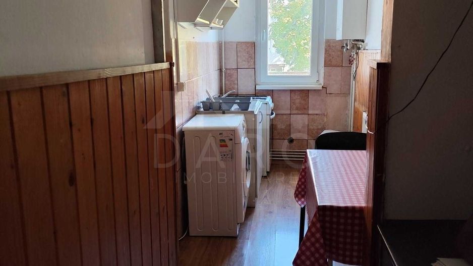 Inchiriez apartement 3 camere Targu Mures - Poză 2