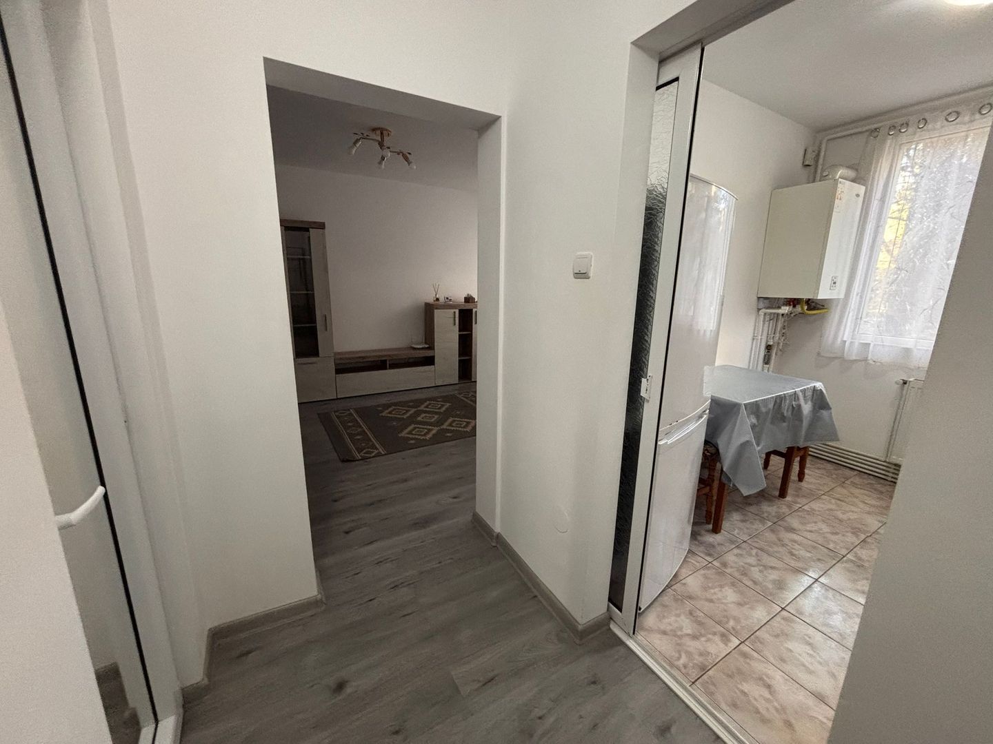 Apartament 2 camere semidecomandat – Tiglina 1, etaj 1 - Poză 17