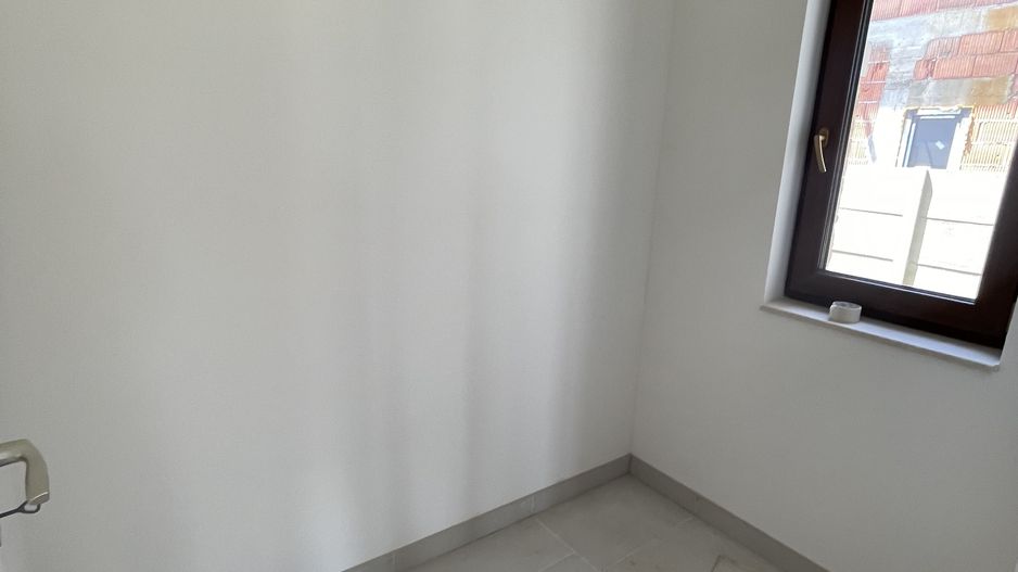 Case Individuale | 4 camere | Teren 632 mp | Toate Utilitatile | Comision 0% - Poză 15