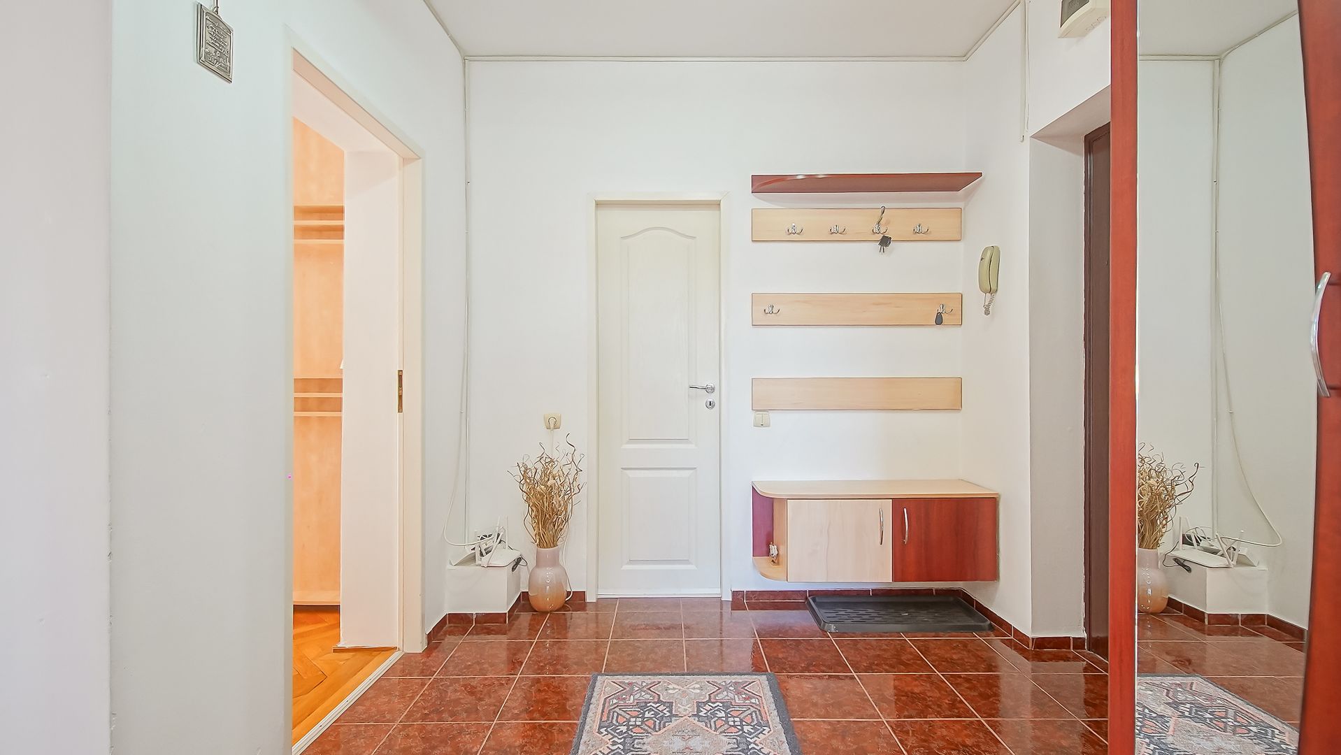 Apartament 2 camere Dobrogeanu Gherea | Racadau | loc parcare si boxa - Poză 3