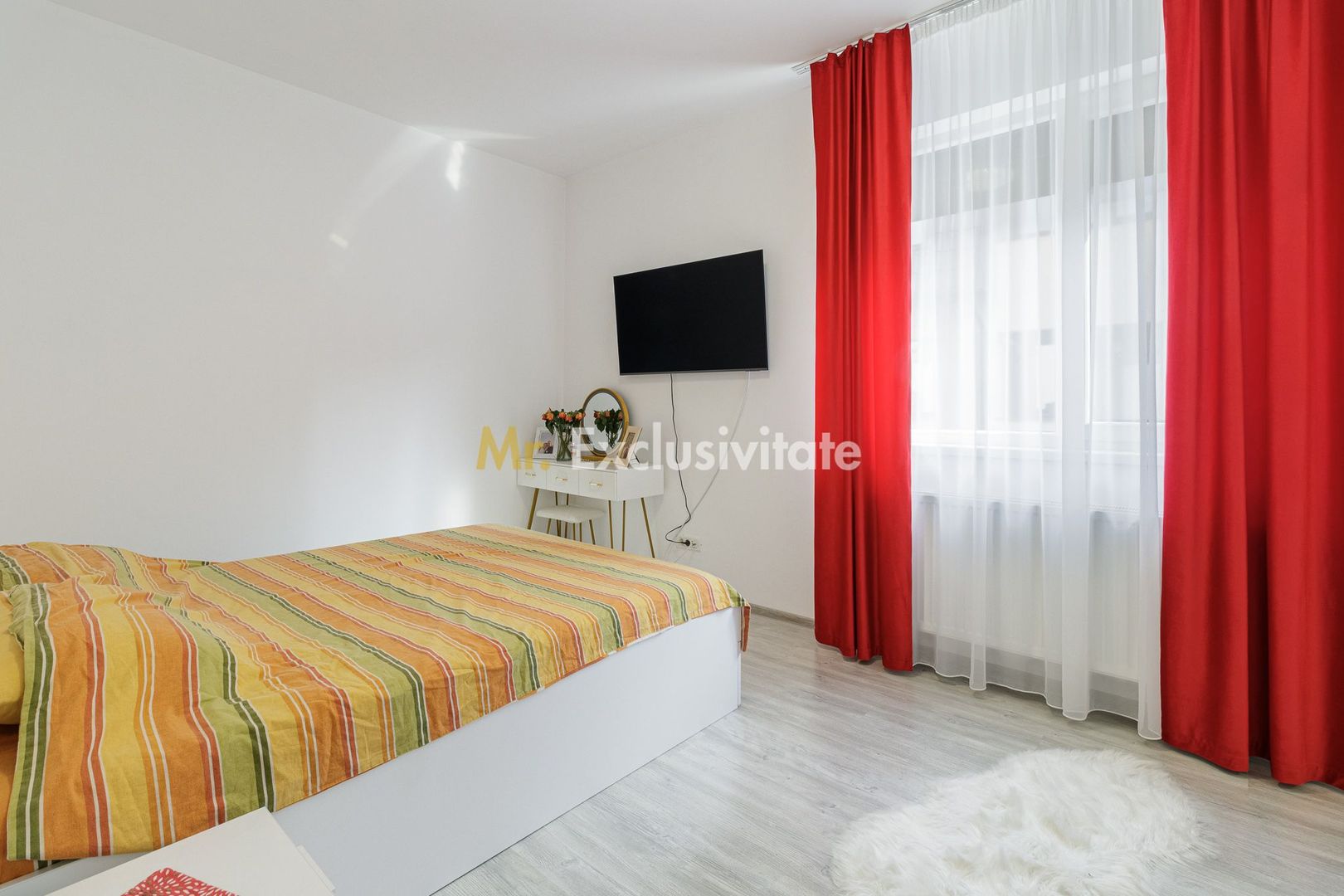 2 camere Apusului-Bacriului cu loc de parcare - Poză 1