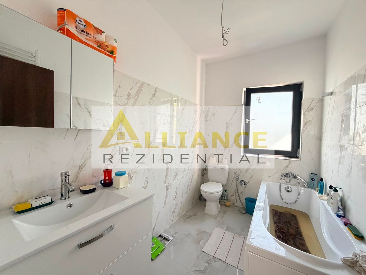 Casa Individuala - 4 camere - 3 bai - 337mp teren - Poză 16