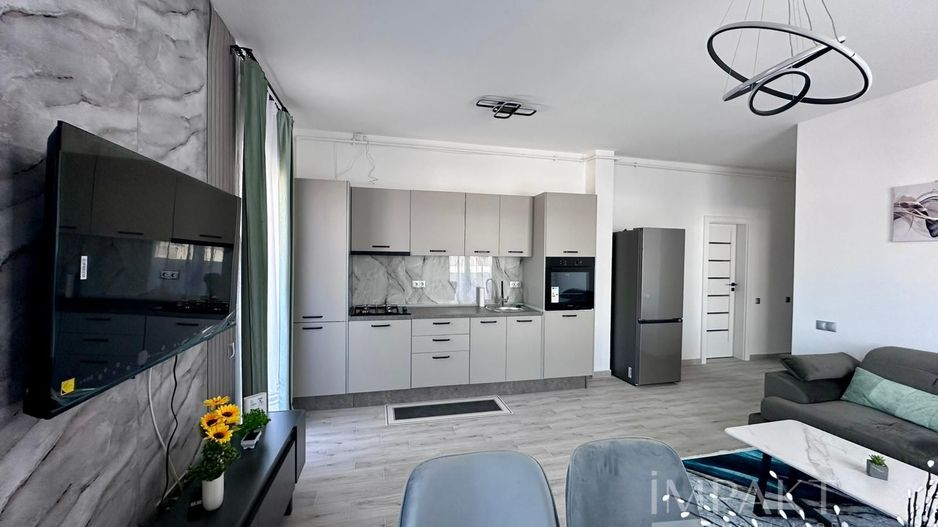 De inchiriat 2 camere, bloc nou, prima inchiriere, Eroilor - Poză 2