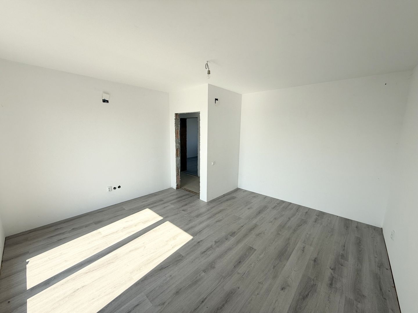 Casa 4 camere Cornetu/Bragadiru/Ilfov - Poză 8