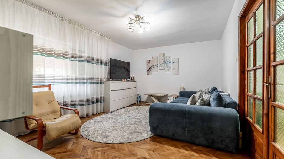 🏡 3 camere, 2 băi, parter – Aurel Vlaicu | 79.000 € - Poză 2