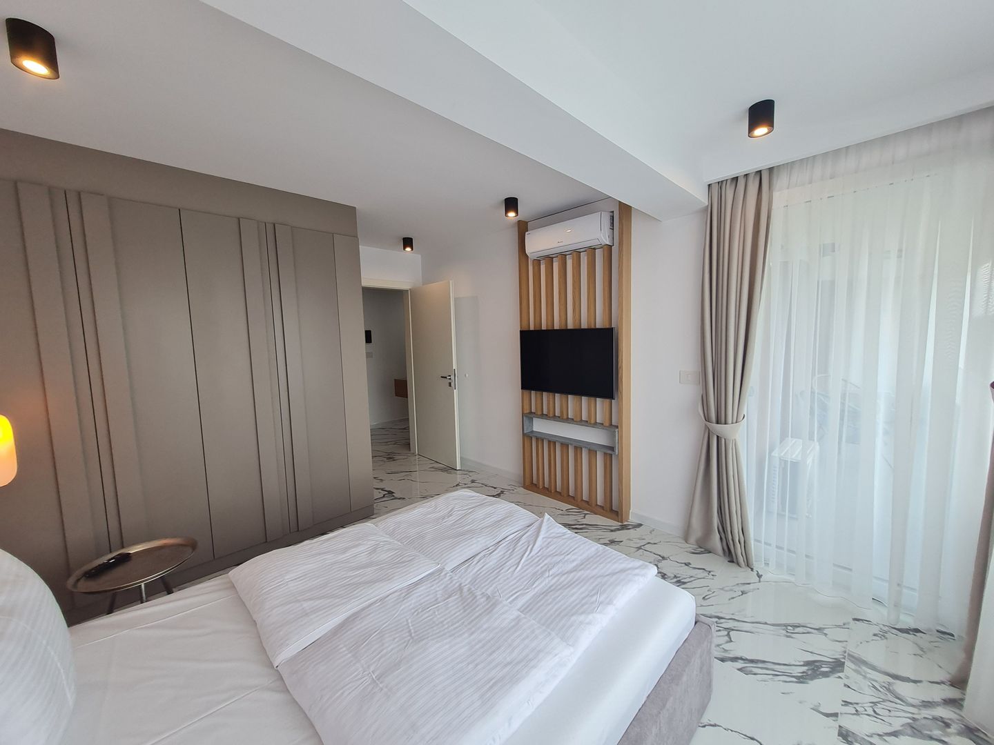 Calitate,prestanta,eleganta.. - Poză 28