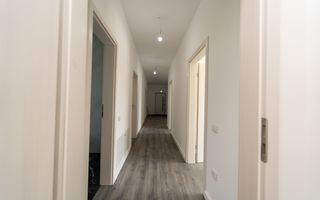 Casă modernă, parter, Halchiu – la doar 15 minute de Brașov - Poză 10