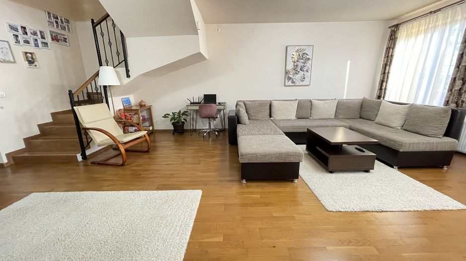 Casa moderna, frumos amenajata in zona Bogdanestilor - Poză 2