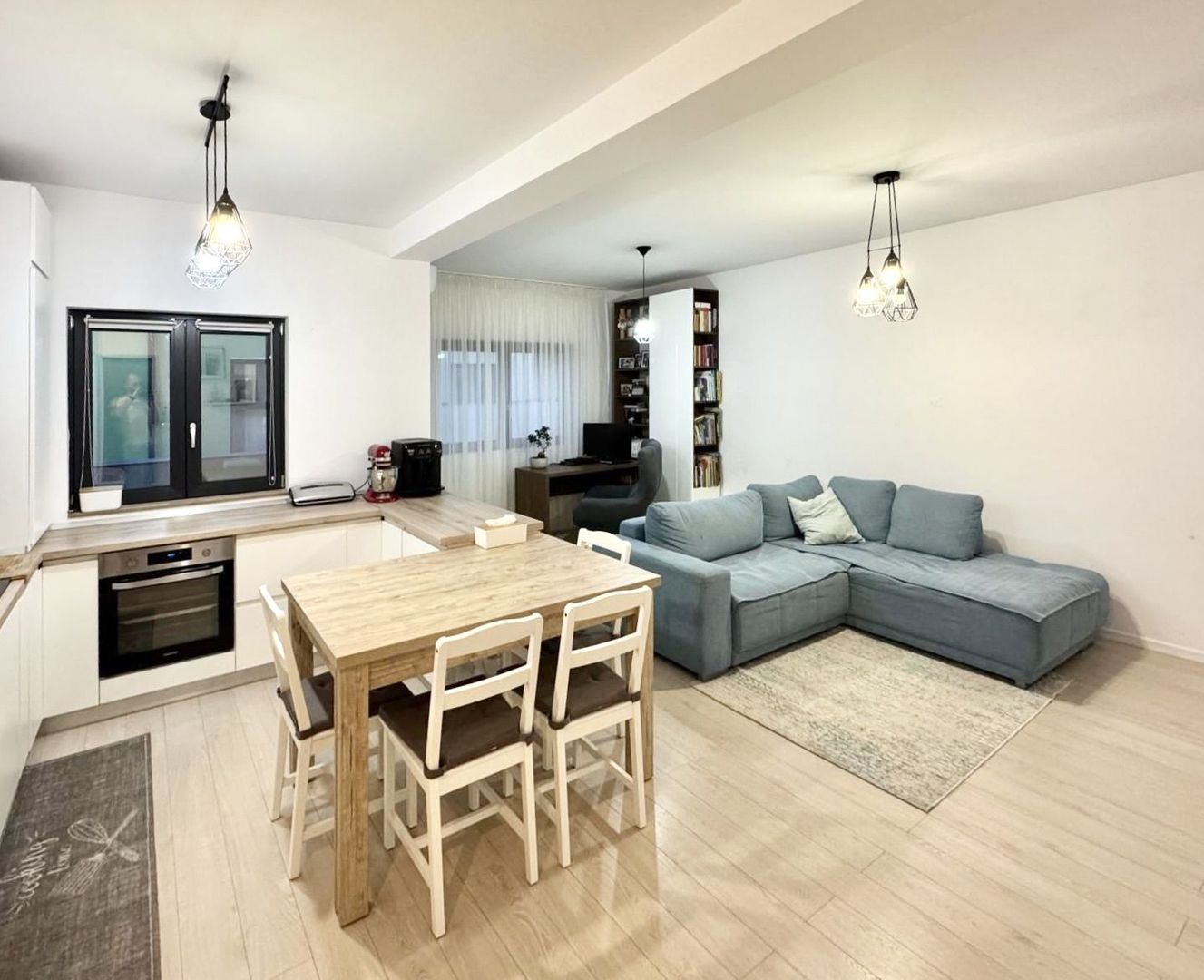 Apartament 2 camere Dumbrăvița – ideal locuit sau investiție - Poză 1