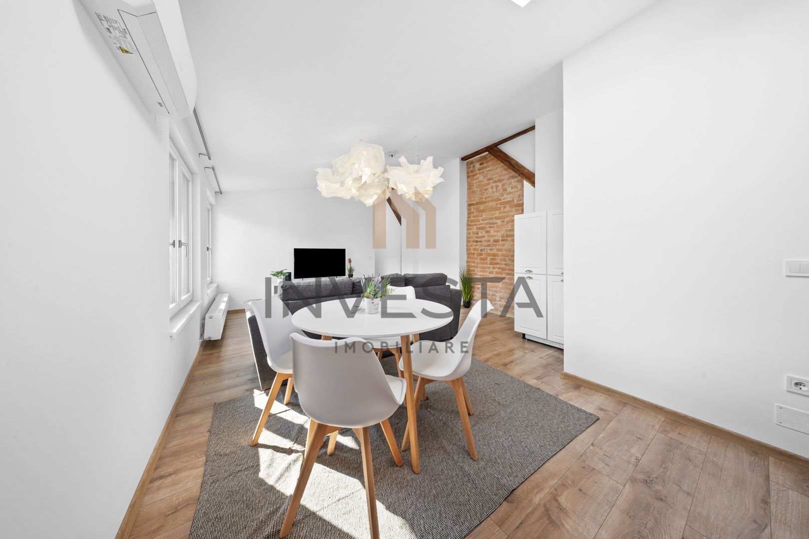 Apartament 3 camere cu 40 mp terasa, la 2 minute de Piata Unirii! - Poză 4