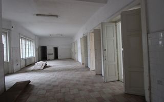 Imobil pretabil cladire de birouri, clinica medicala - Central - Poză 1