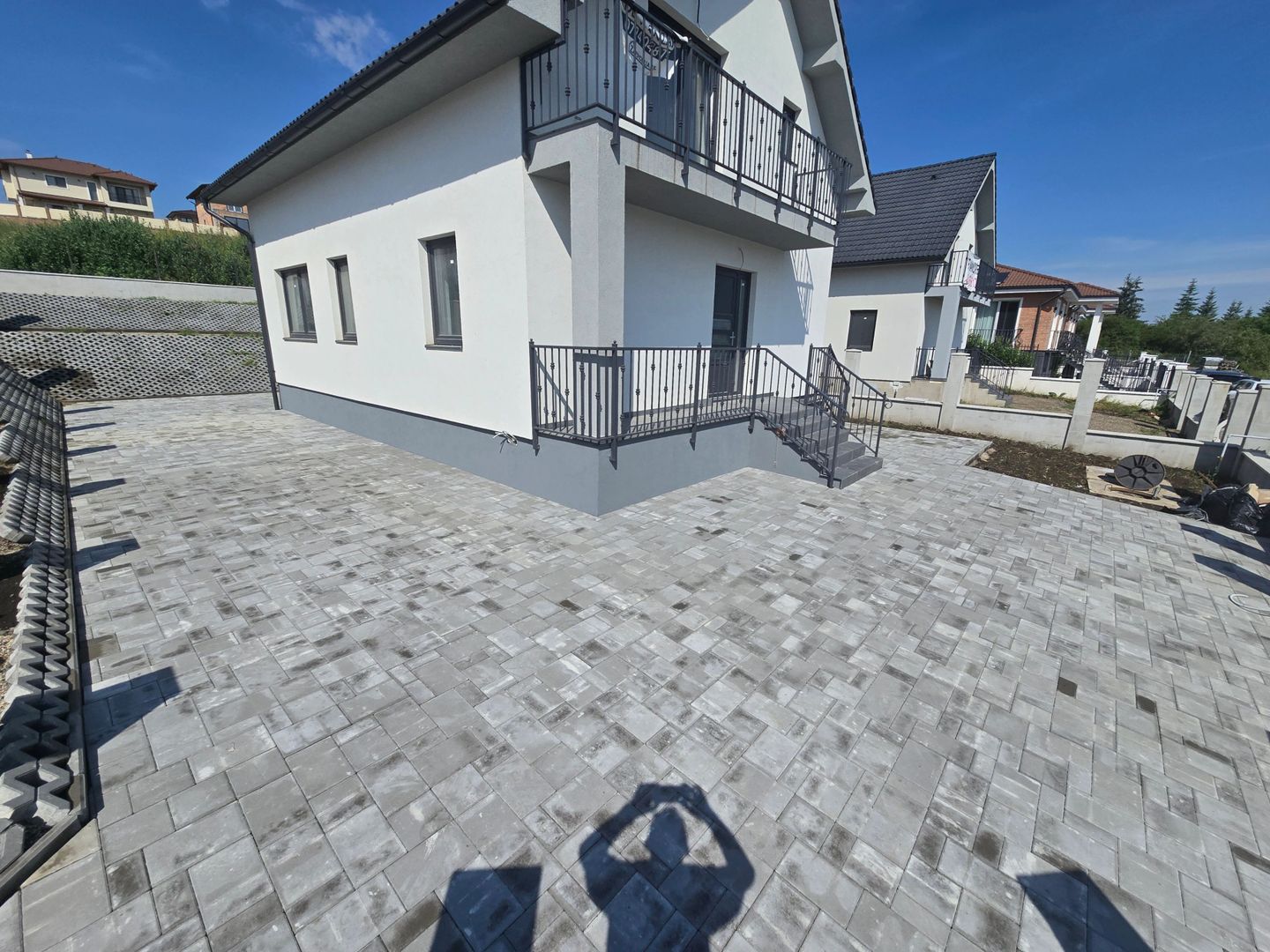 Casa 4 camere la cheie,2bai,120 mp,501 mp teren,zona Corunca - Poză 5