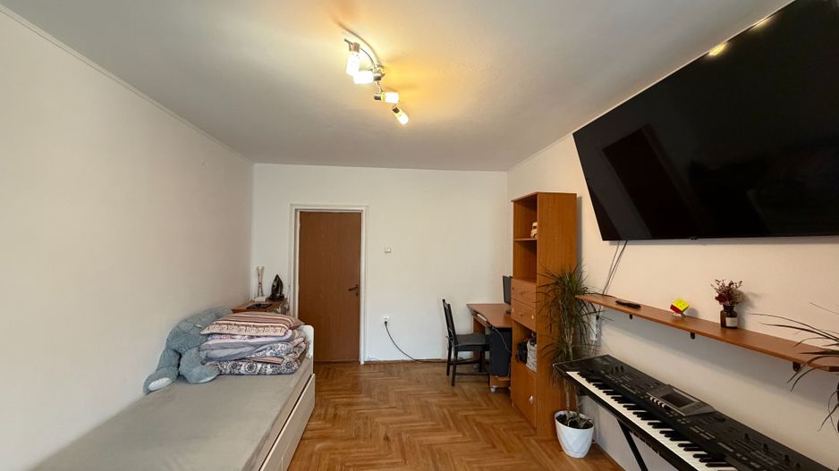 Apartament 3 camere | Zona Racadau | Etaj 1 - Poză 3