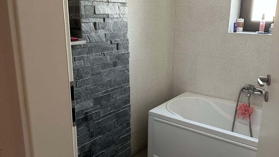 Inchiriere 4 camere in duplex, Otopeni-Central - Poză 9