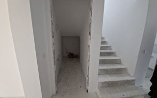 Casa superba la 5 min de Sibiu. COMISION 0 - Poză 8