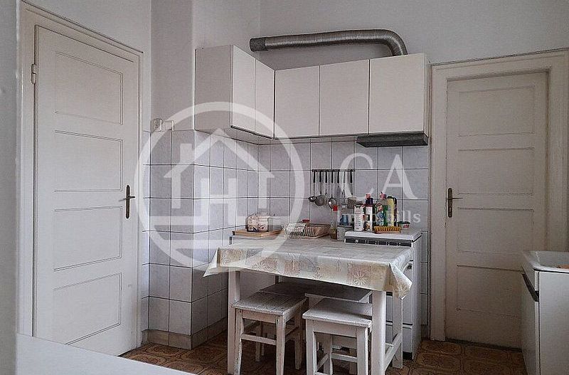 Apartament la casa cu 4 camere de vanzare zona ultracentrala Oradea - Poză 5
