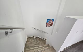 Casa renovata 105mp utili si curte libera 45mp -Eroii Revolutiei - Poză 6