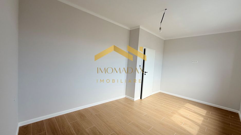 Bucovăț-Duplex 4 Camere-La Cheie - Poză 10