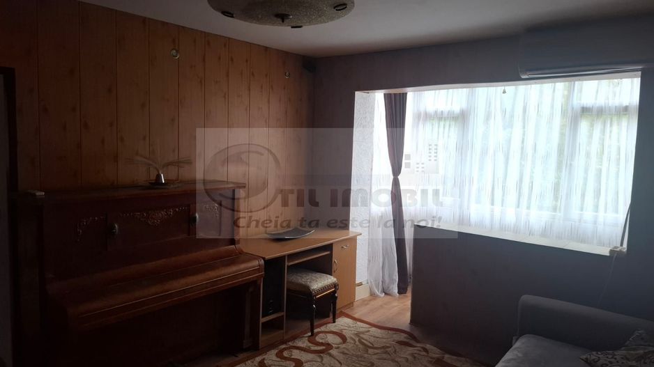 Apartament 3 Camere Podul de Piatra - 550 euro - Poză 15