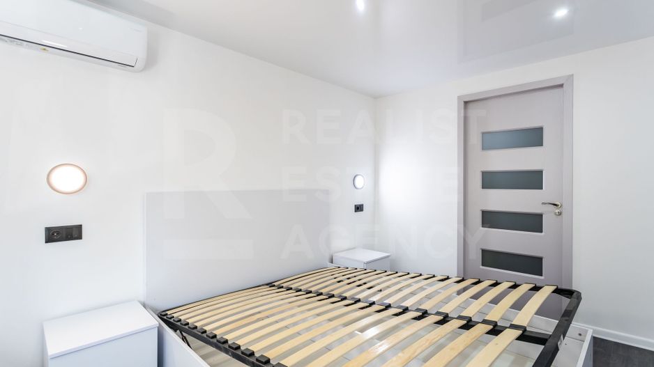 Vânzare, casă, 2 camere, str. Stejarilor, Vadului Vodă - Poză 4