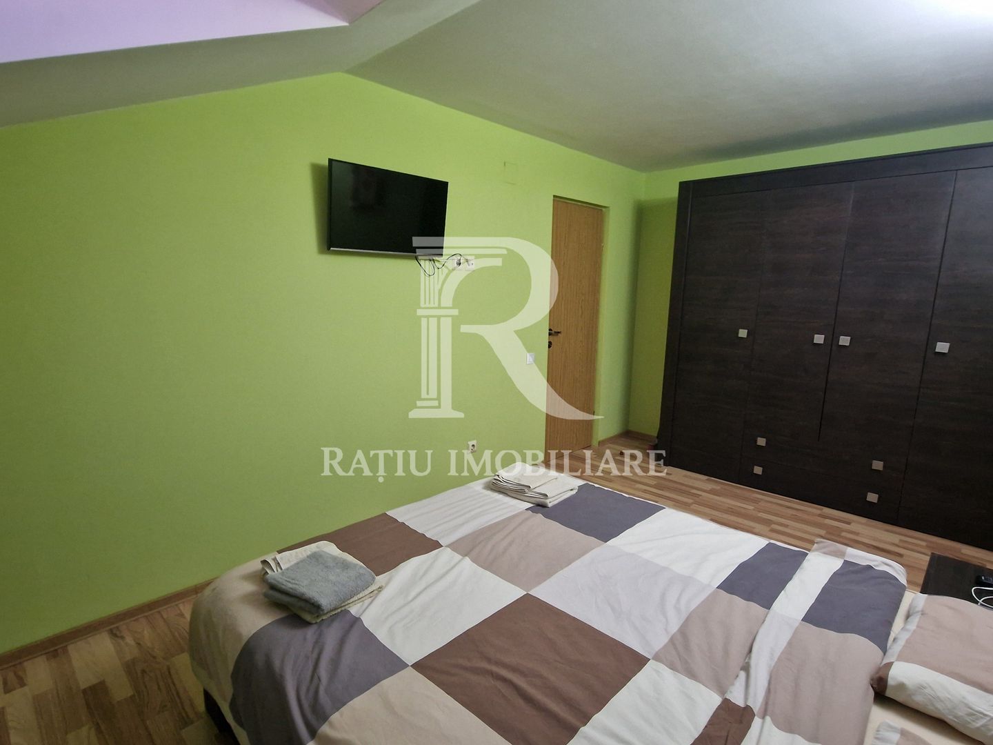 Apartament cu 3 camere | Vedere Panoramica | Nufarul | Oradea - Poză 7