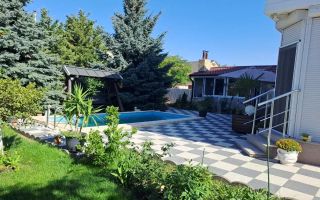 Vila de vanzare zona Metro/Arcasilor - P+1E+M - Poză 4