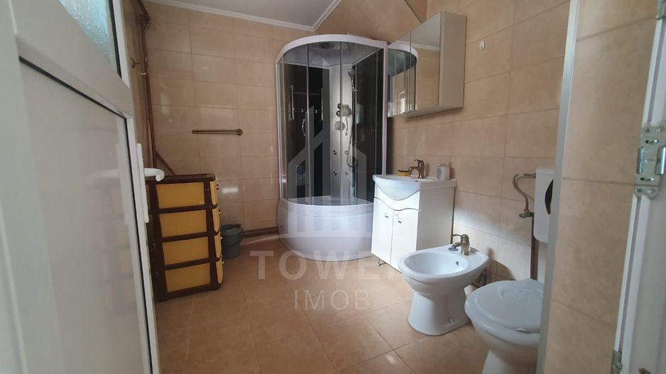 Casă spațioasă de vânzare în comuna Roșia .COMISION 0% - Poză 7