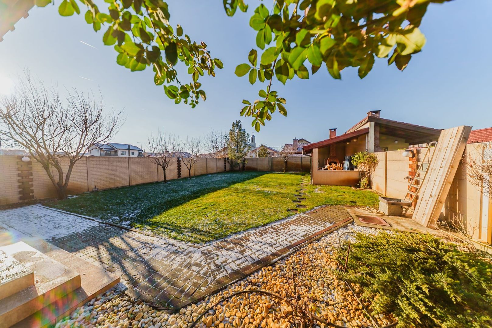 Vila 5 camere, gata de mutare, teren 700 mp, strada privata- Gradiste - Poză 2