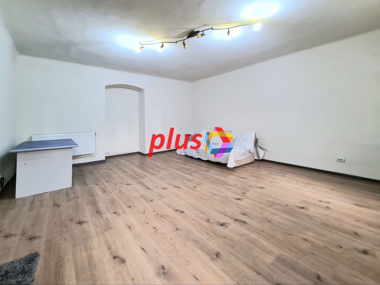 Spatiu birouri de vânzare Brasov - 55 mp  # Plus - Imo. ro - Poză 4