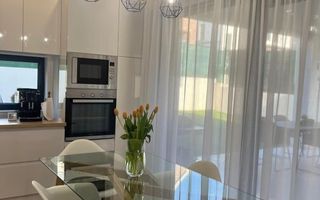 Casa spectaculoasa, zona privata, finisaje de lux. - Poză 3