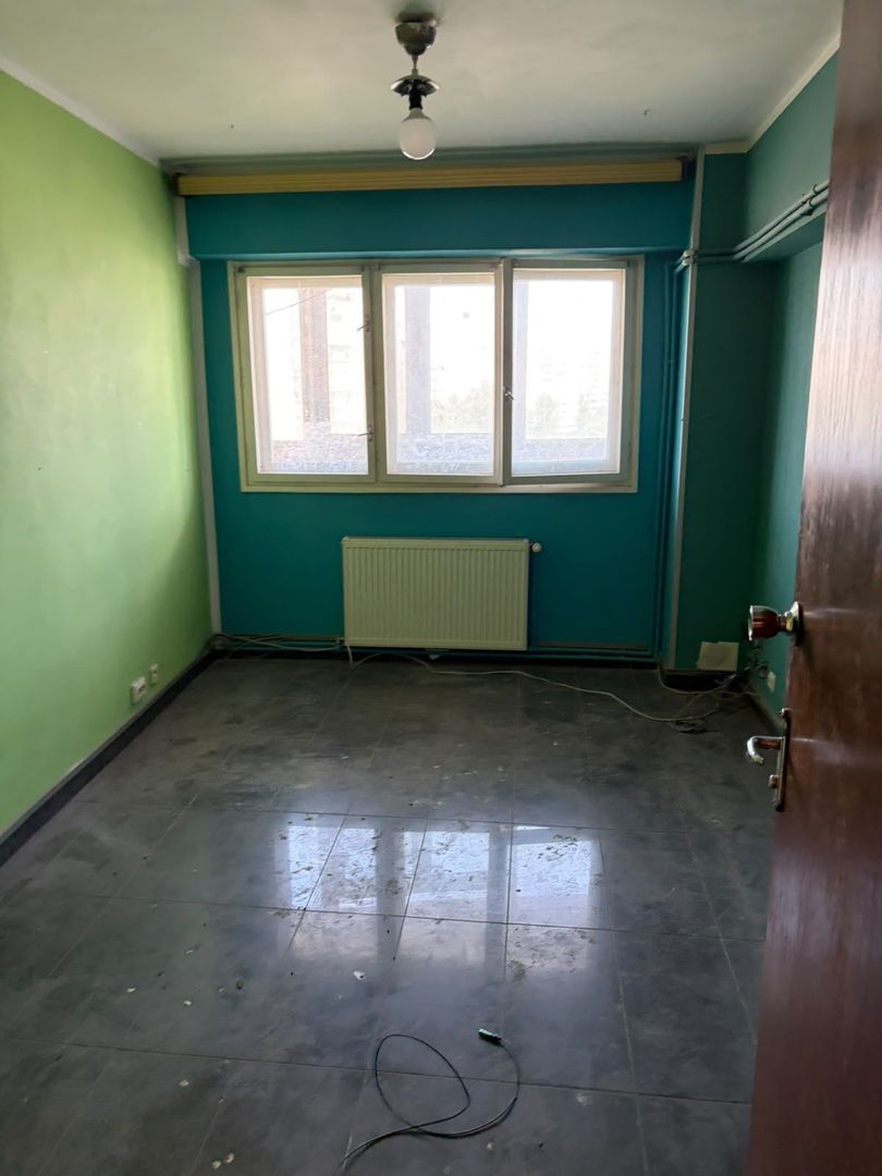 Apartament 4 camere centrala proprie necesita renovare Lujerului - Poză 9