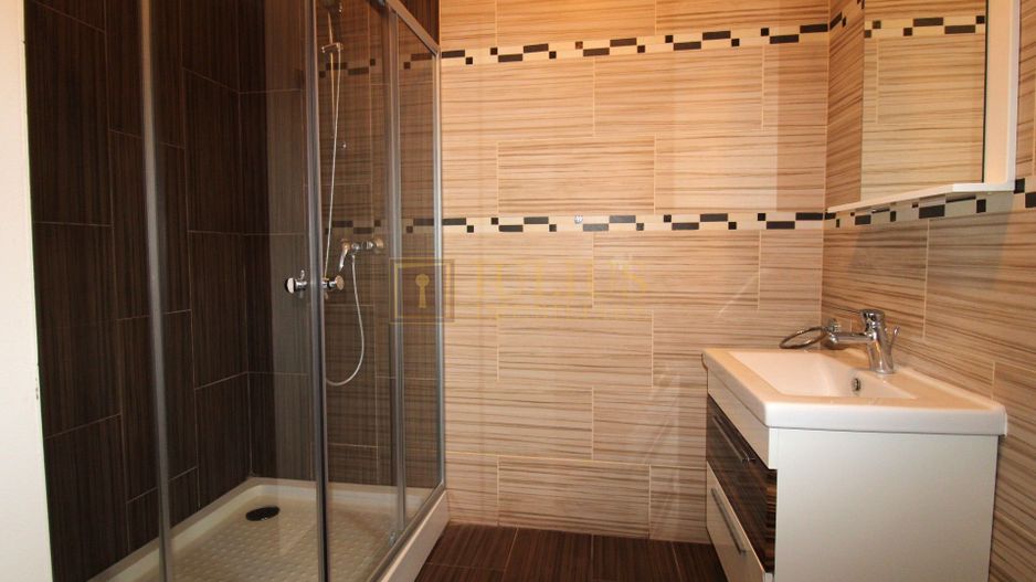 Duplex spațios – Dumbrăvița, cu garaj, bucatarie inchisa - Poză 11
