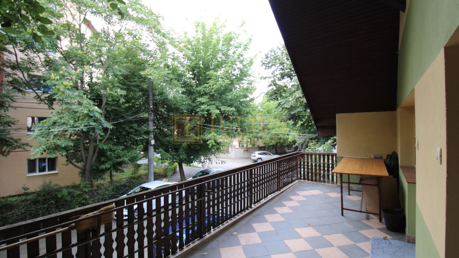 Zona aradului, 4 camere + 2 bai, centrala proprie - Poză 23