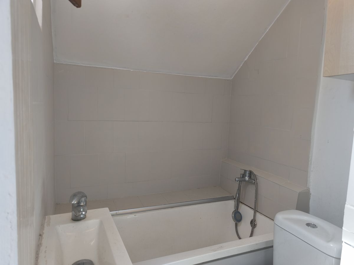 Apartament cu 3 camere de vanzare | Erou Iancu Nicolae | 100 mp - Poză 10