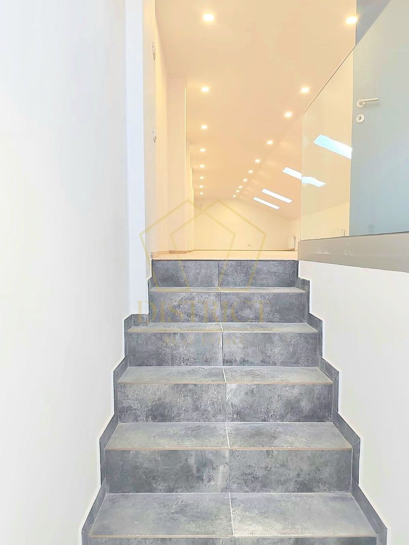 Spatiu birouri open space I Semicentral - Poză 8