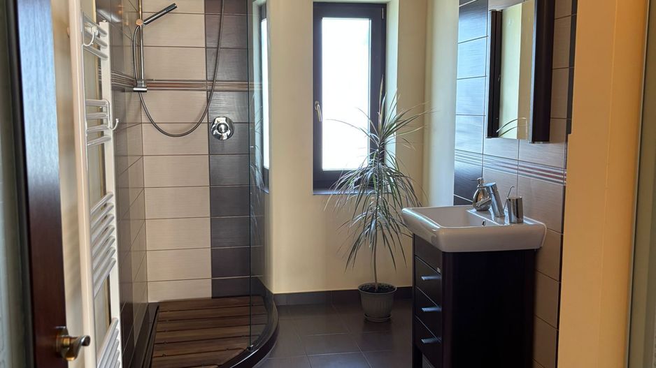 Casa În Sanpetru De Vânzare - Poză 14